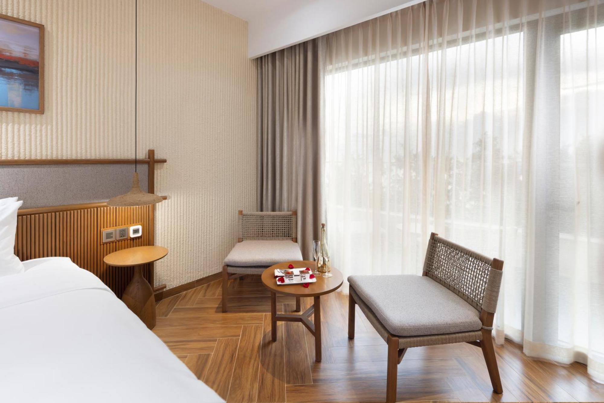 Iconic Long Hai Hotel Bagian luar foto