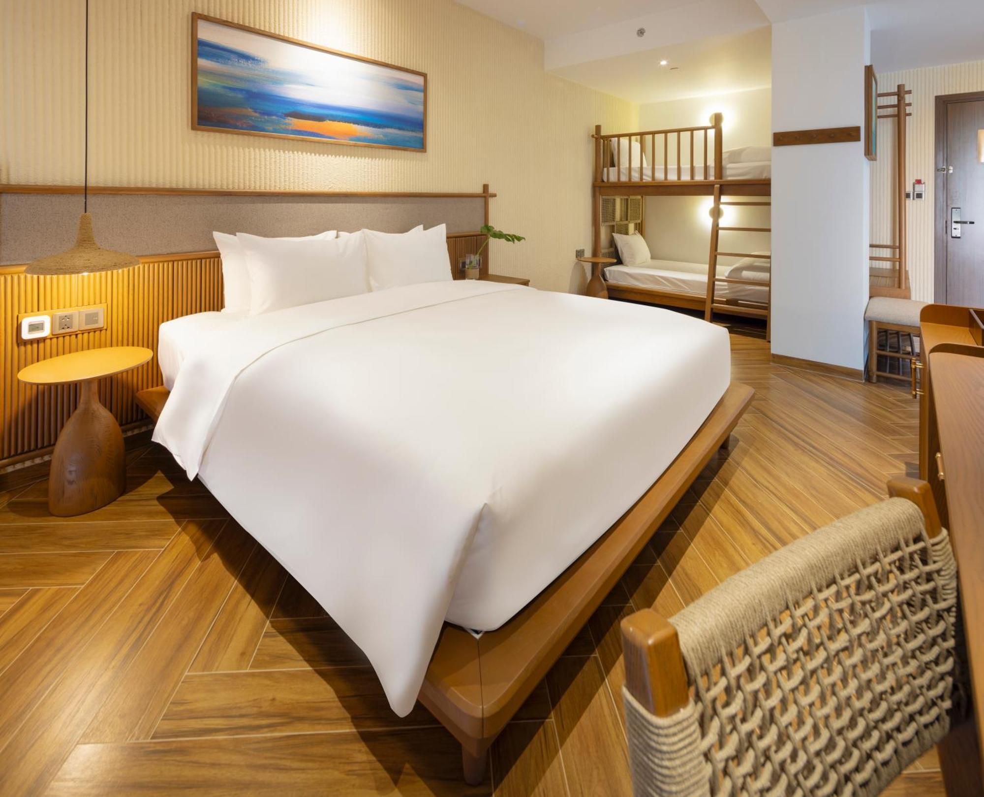 Iconic Long Hai Hotel Bagian luar foto