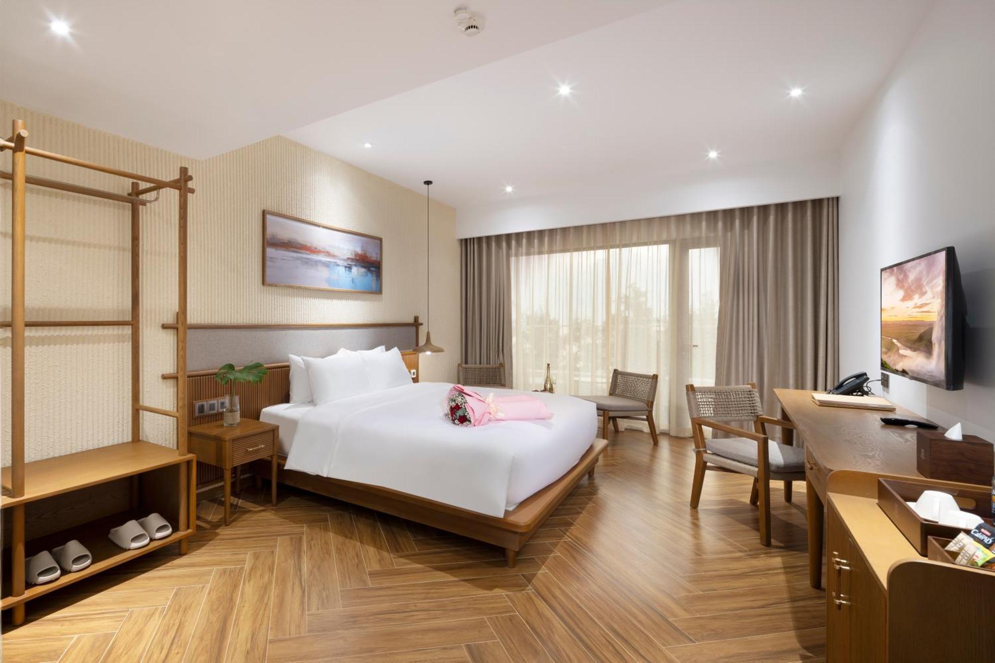 Iconic Long Hai Hotel Bagian luar foto