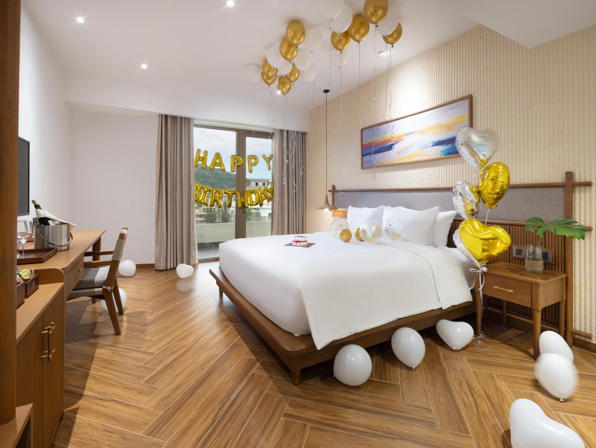 Iconic Long Hai Hotel Bagian luar foto