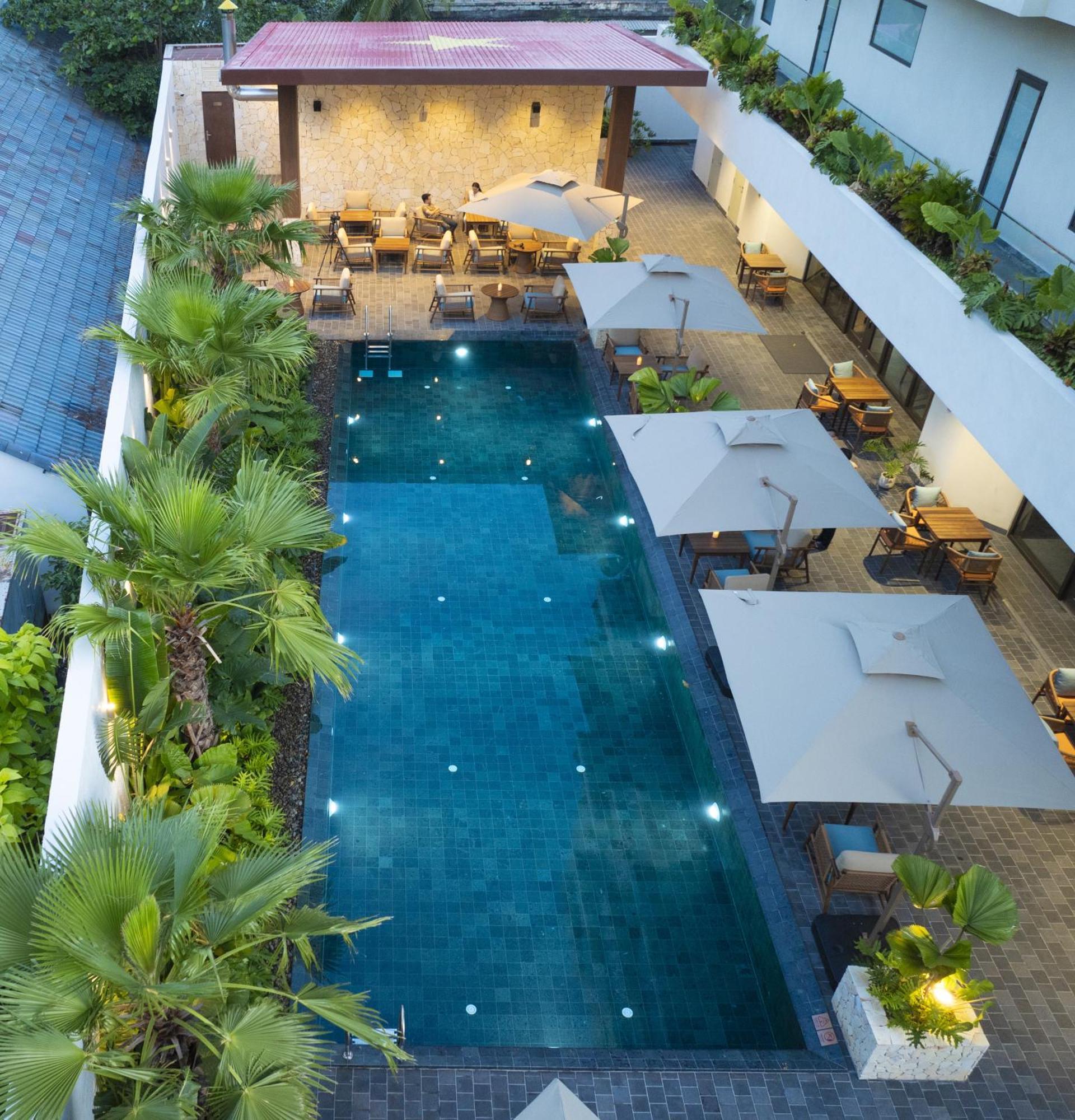 Iconic Long Hai Hotel Bagian luar foto